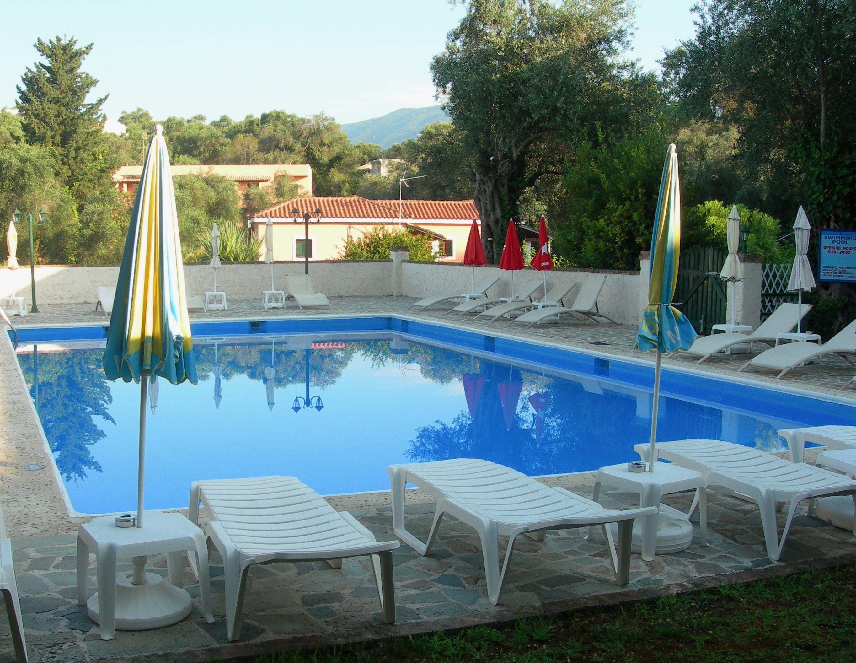 Villa Karmar Hotel Apartments Dassiá Eksteriør bilde
