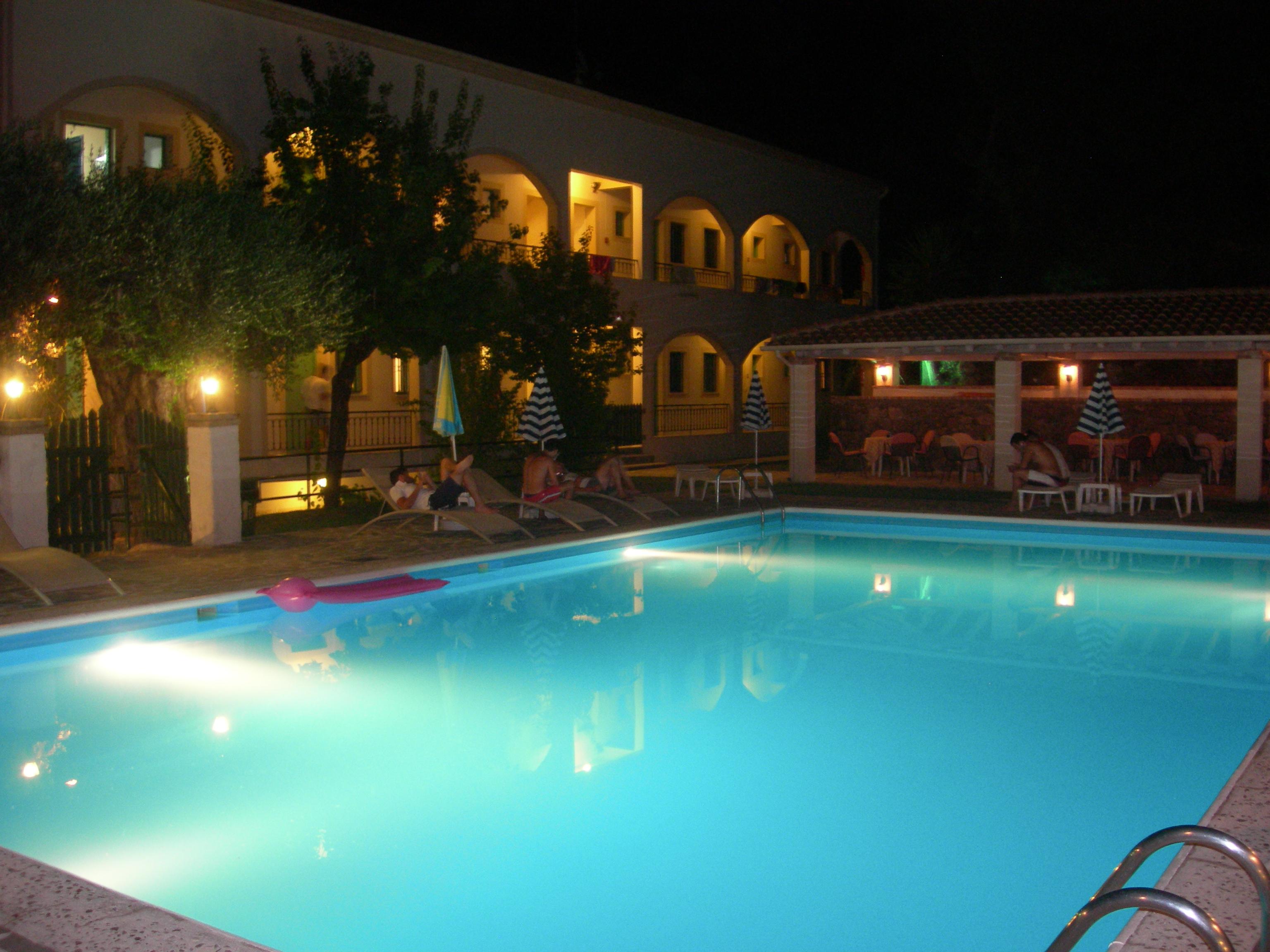 Villa Karmar Hotel Apartments Dassiá Eksteriør bilde