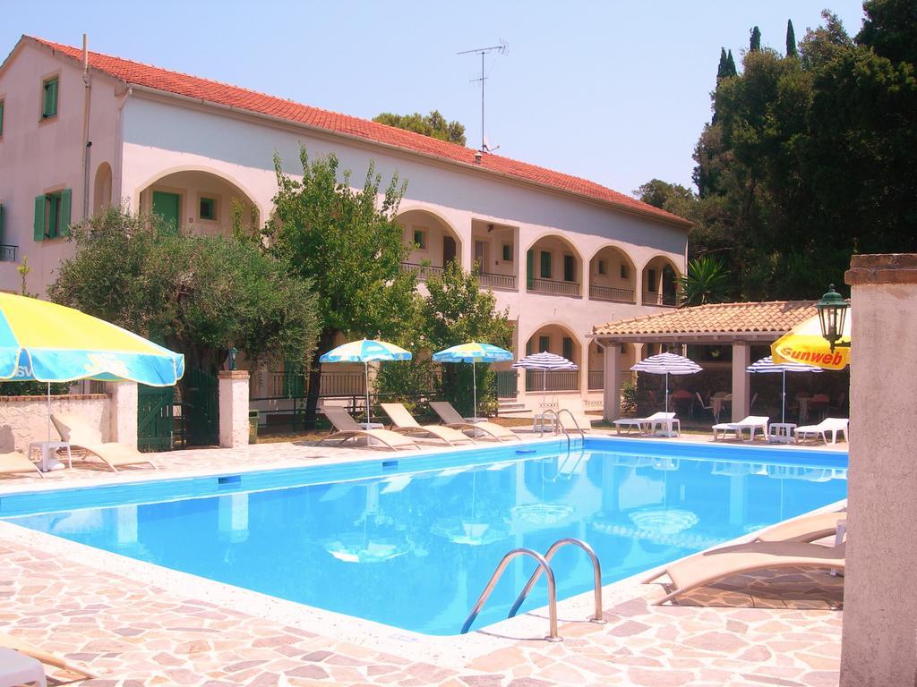 Villa Karmar Hotel Apartments Dassiá Eksteriør bilde