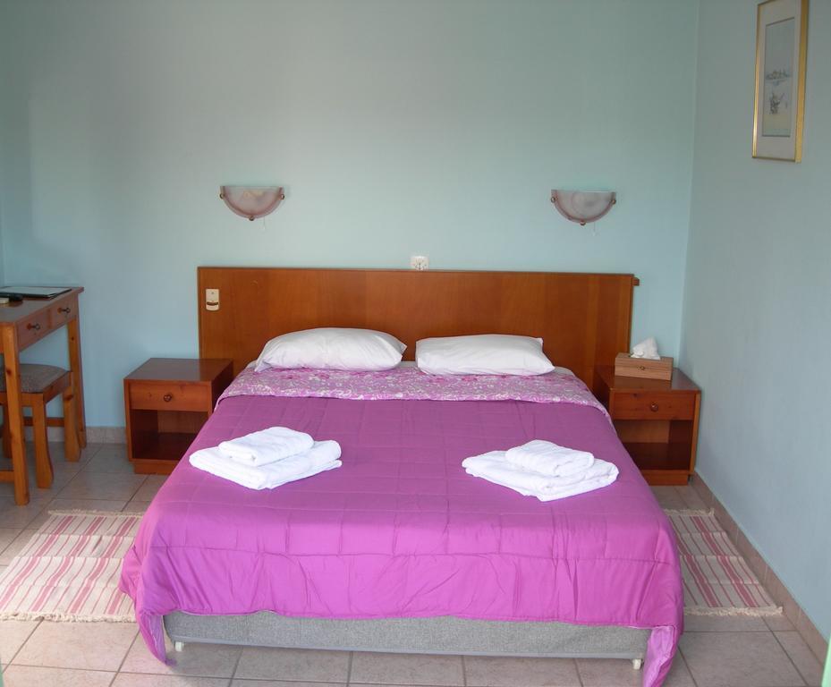 Villa Karmar Hotel Apartments Dassiá Eksteriør bilde
